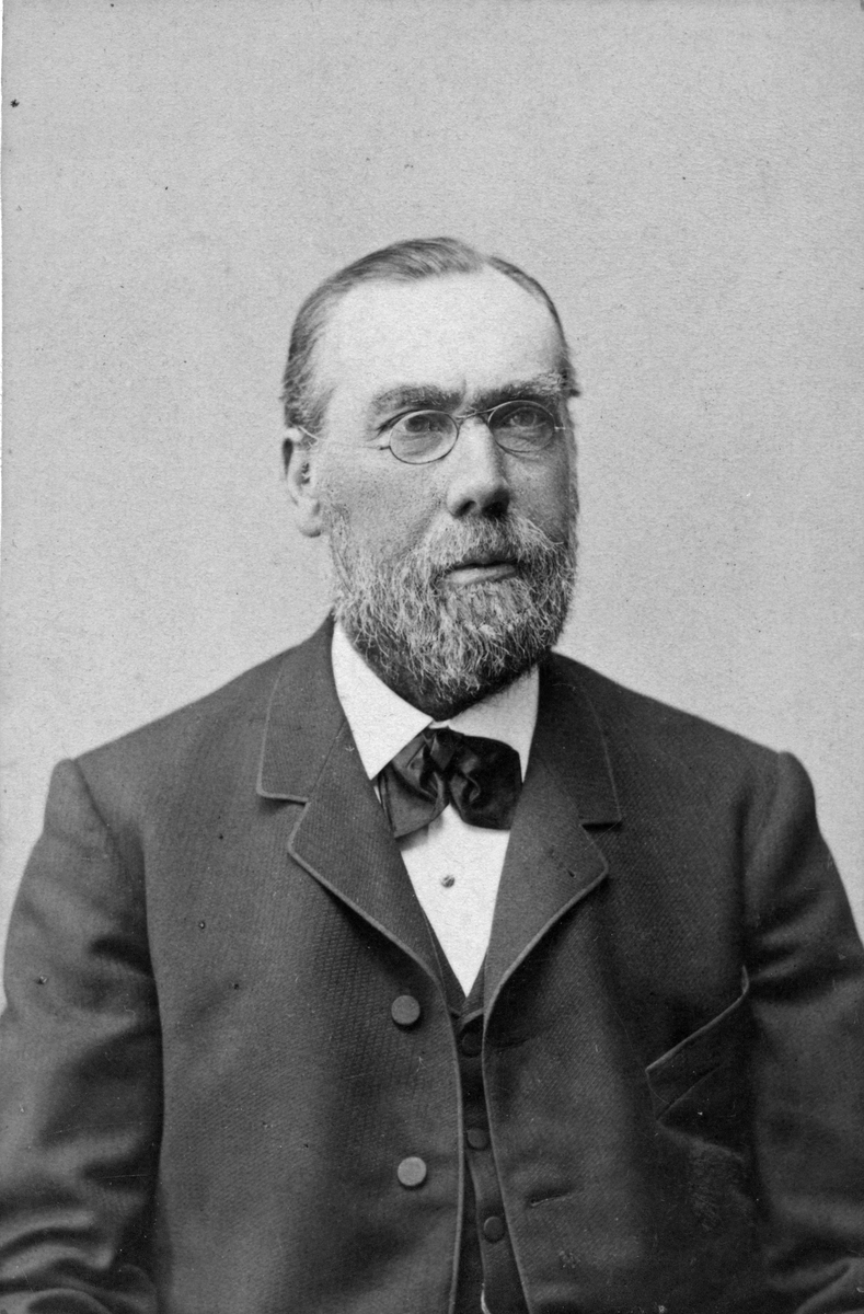 Boktryckare J.F. Säfberg. 1880-tal.