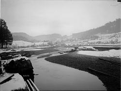 Tinnelven under tørrlegging, sett fra Tinfos mot Sagafoss.