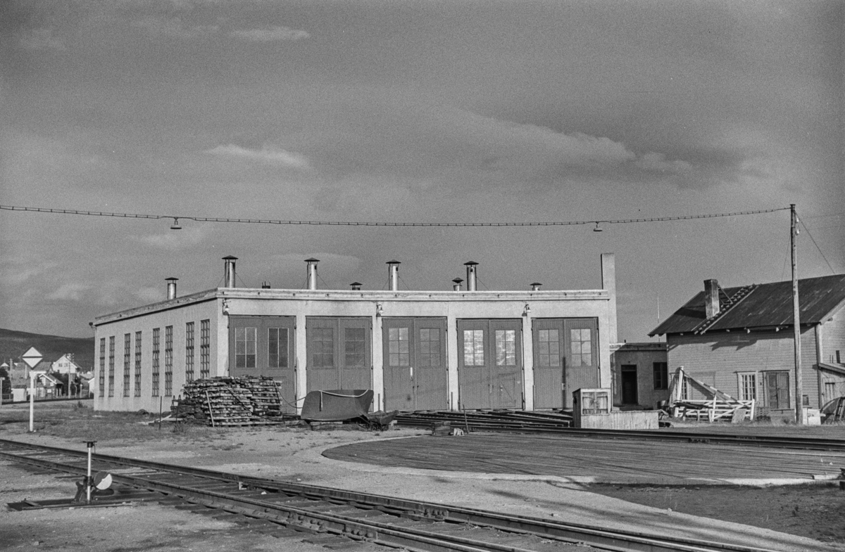 Lokomotivstallen på Røros stasjon.