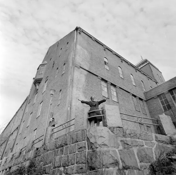 Tøyen transformatorstasjon. Amatørteater i transformatorstas