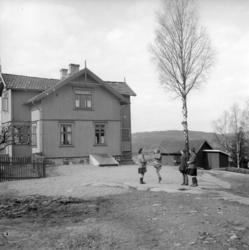 Solemskogen skolestue. April 1953