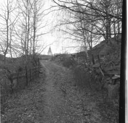 Gamlevegen opp Røysebakken (Ill. i "Boka om Gol" b. II, s. 2