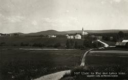 Utsikt fra Rise mot Løken kirke