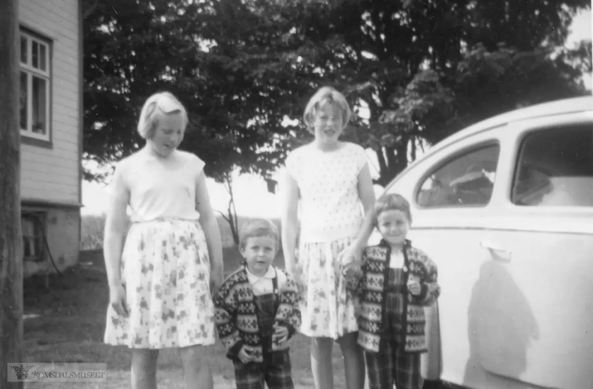 Passepiker på Raknes...