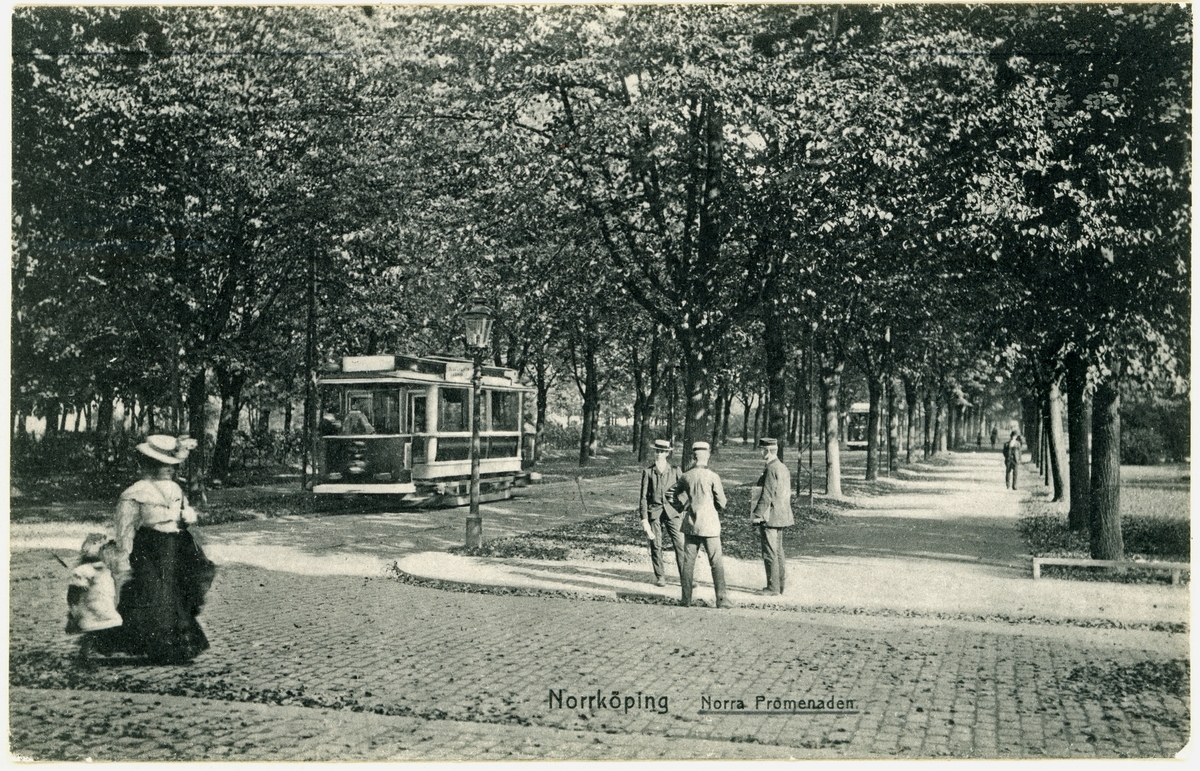 Vykort med vy från Norra Promenaden i Norrköping.