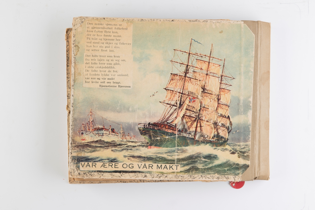 Utklippsbok med illustrasjoner av krigsskip. Inneholder også illustrasjoner til "The Sailor's Farewell", sjømannsklær ca. 1790