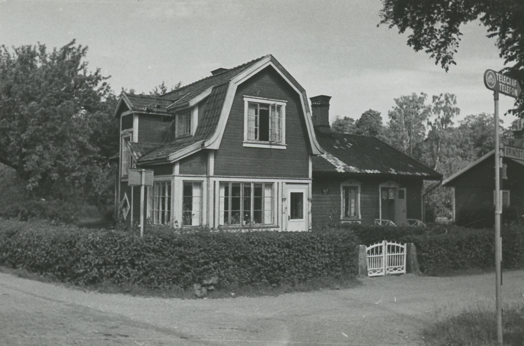 Exteriör, Fredbladska huset, kallat Fredblads hörna, vid Grindstugatan 1. Byggt 1872. Rivet.