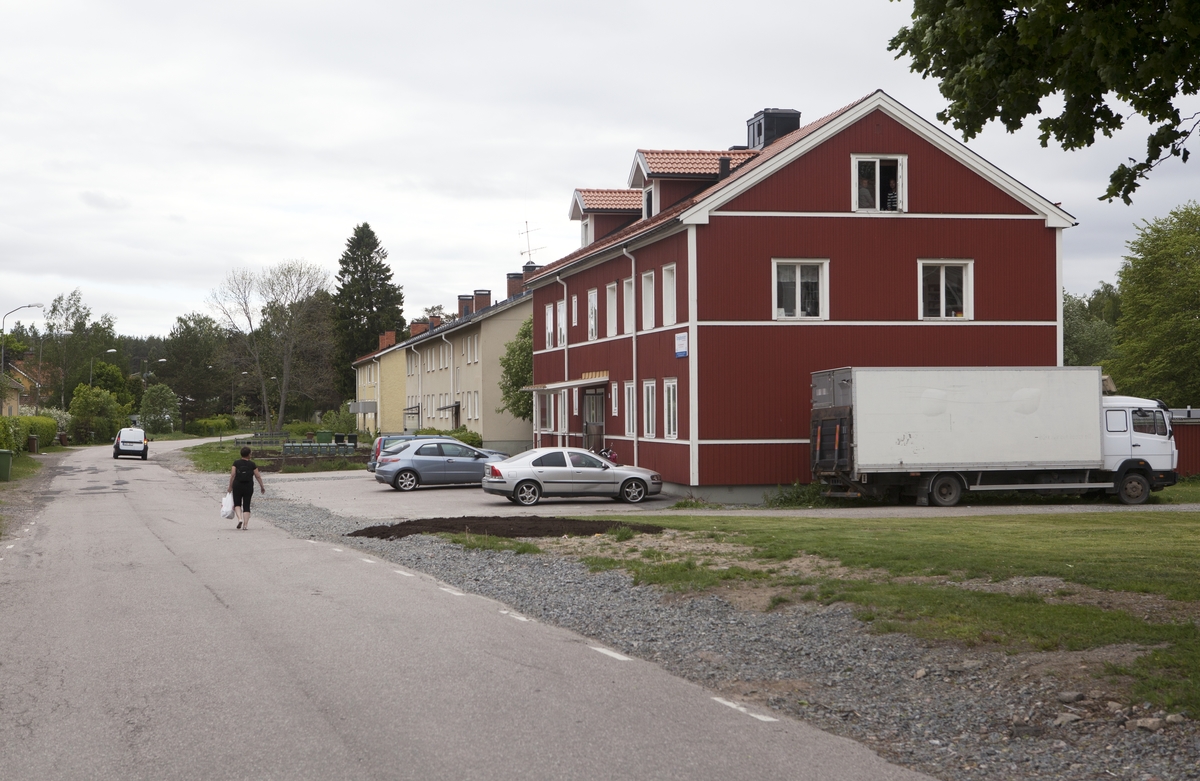 Flerbostadshus i Tärnsjö, Nora socken, Uppland 2maj 014