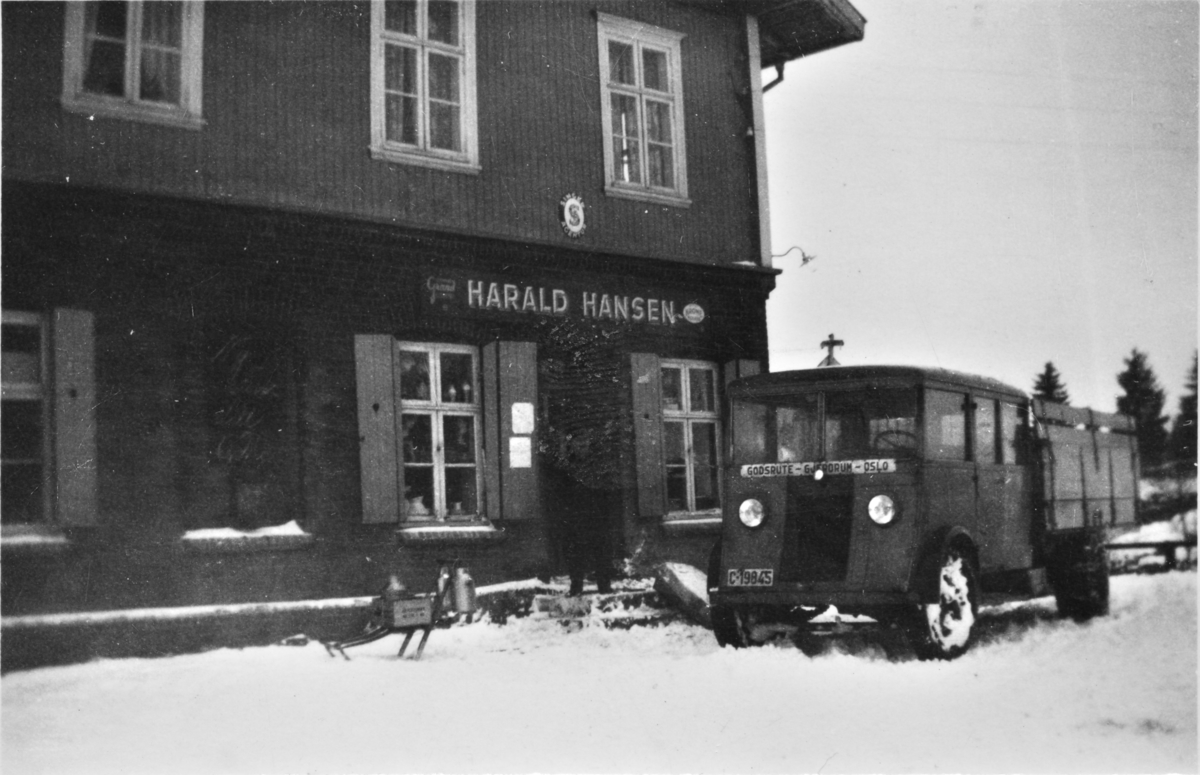 Harald Hansens kolonial i lokalet til tidligere Gjerdrum meieri (Gjerimeieriet) i Gjerdrum.