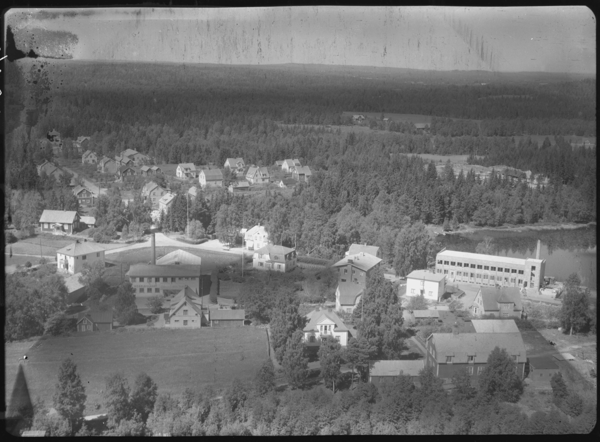 Flygfoto över Rörvik i Sävsjö kommun. Nr K 1