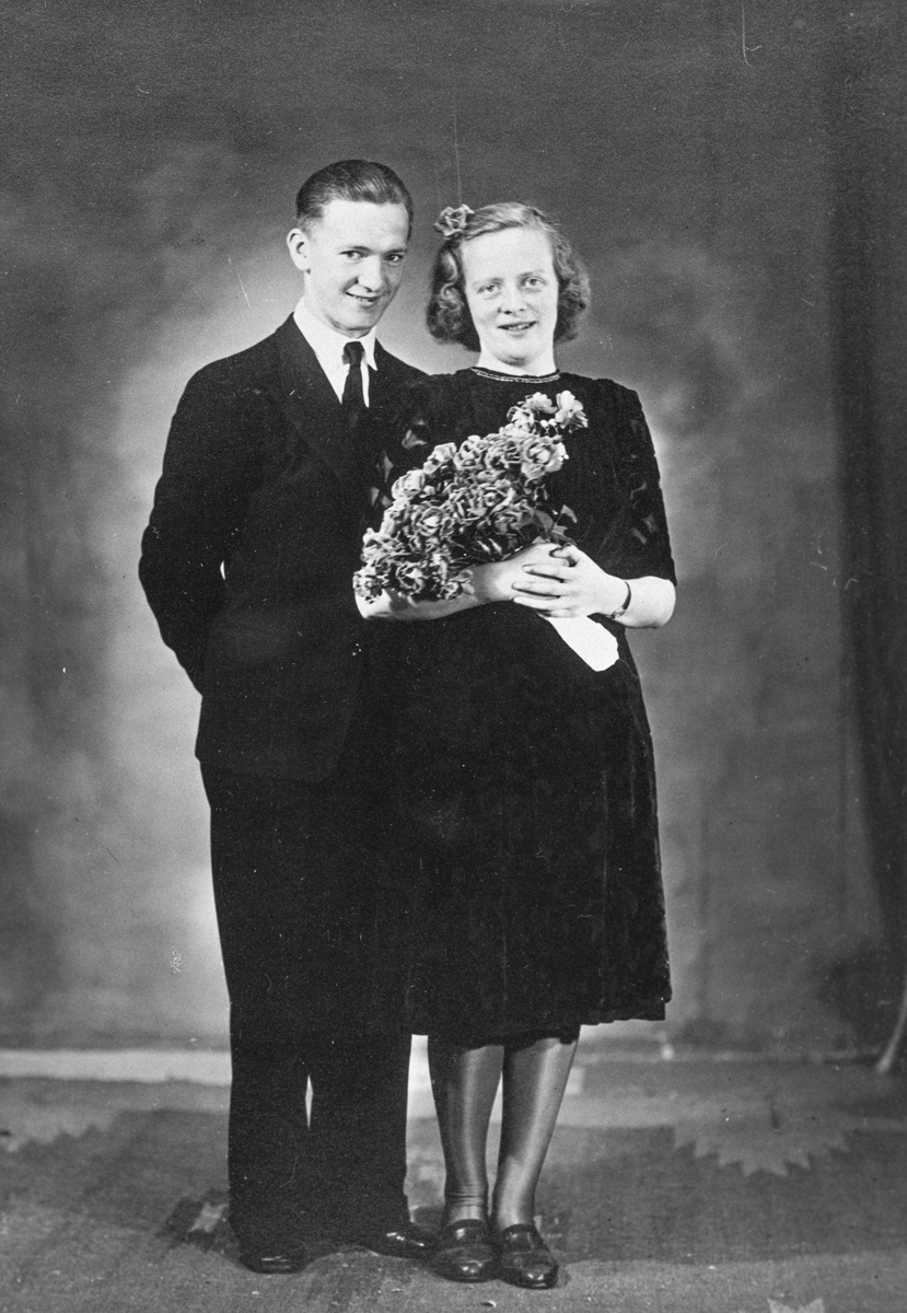 Brudeparet Harald Knutsson og Anne Marie Moe.