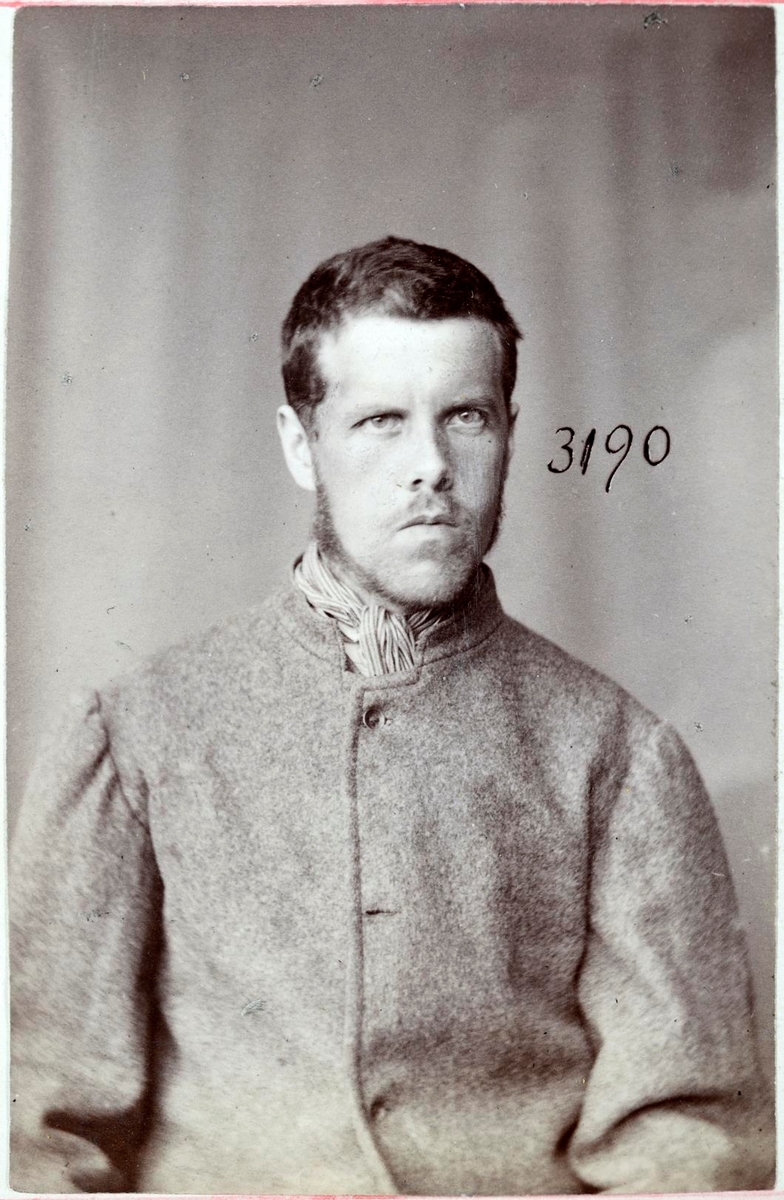 Registreringsfoto fra Kristiania-politiets forbryteralbum 1890 - 1895