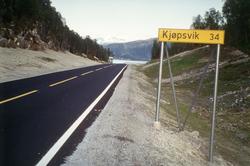 Fra åpningen av Kjøpsvikvegen 1992