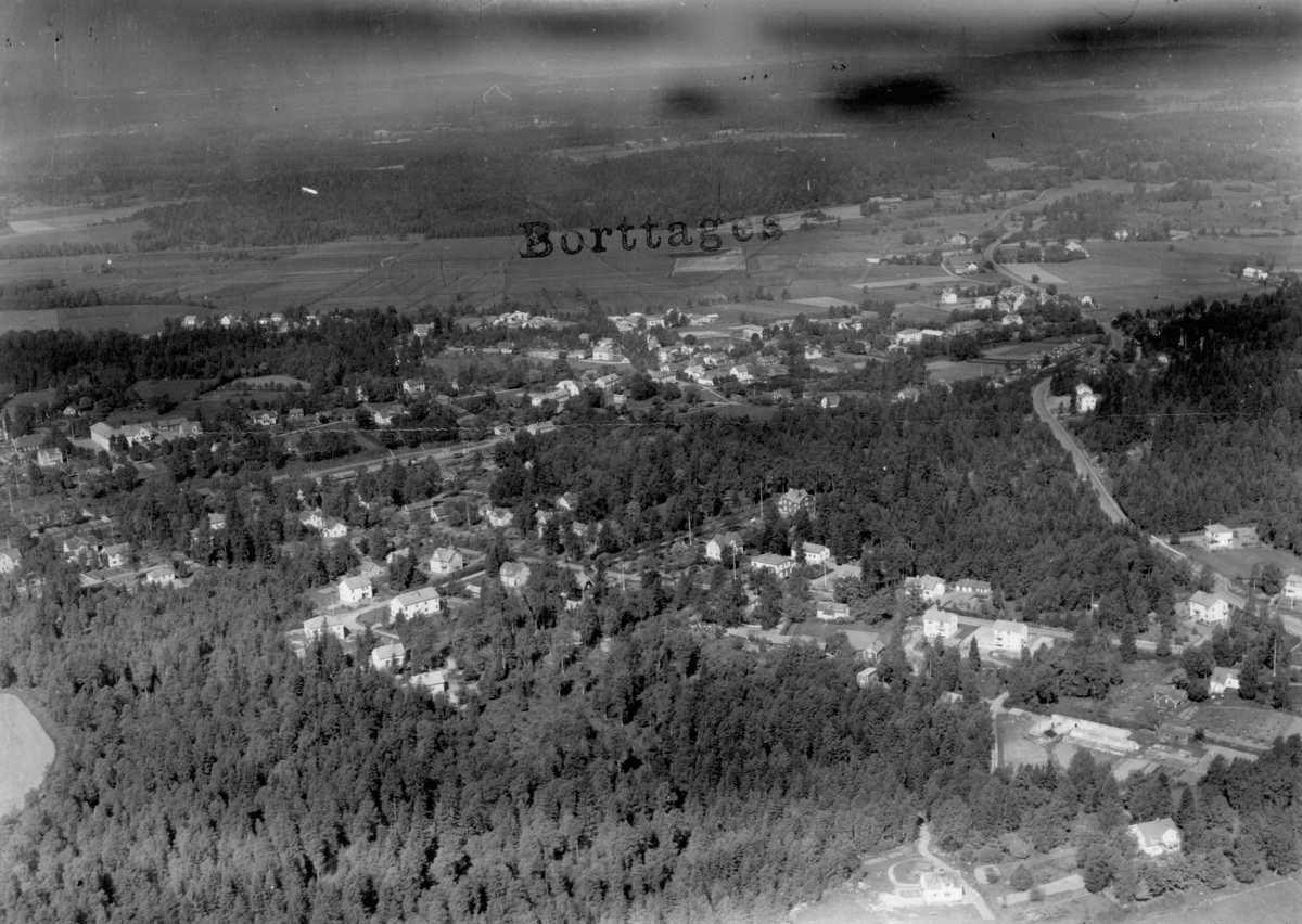 Flygfoto över Tenhult i Jönköpings kommun. Nr 797.