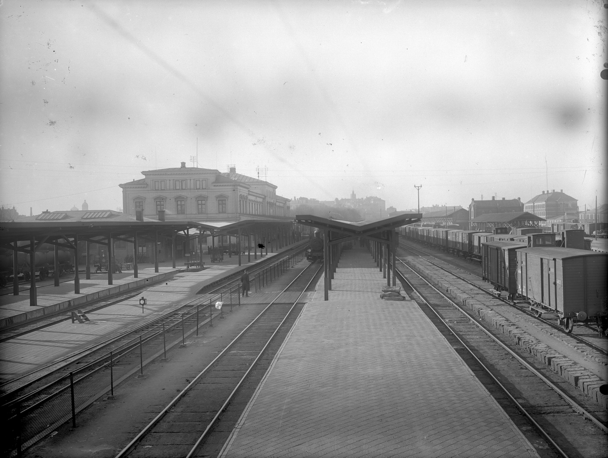 BJ-stationen , Bergslagernas Järnvägar.
Stationen kallas "Göteborg Norra" efter 1.6.1948. Även kallad "B:s Göteborg