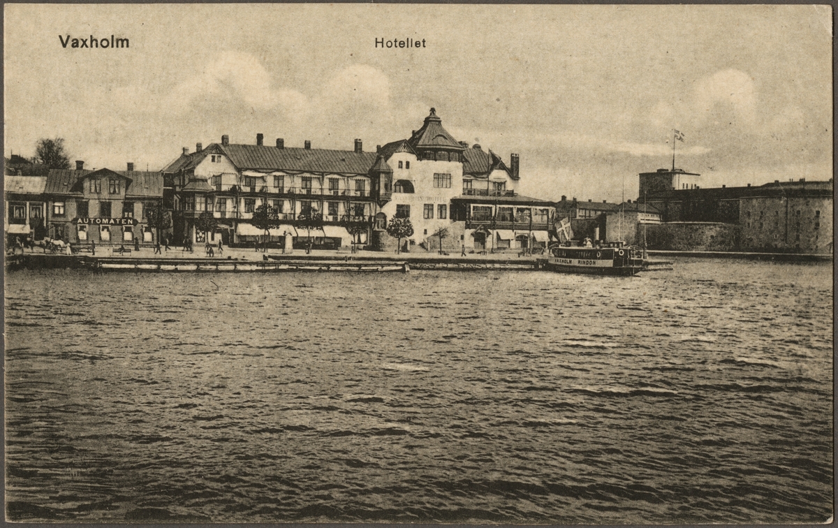 Parti av hamnen i Vaxholm.