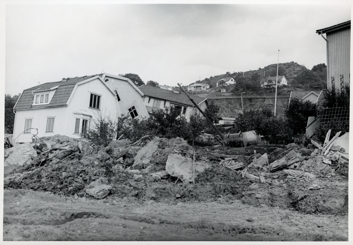 Efterdyningarna av jordskredet i Surte som inträffade den 29 september 1950.