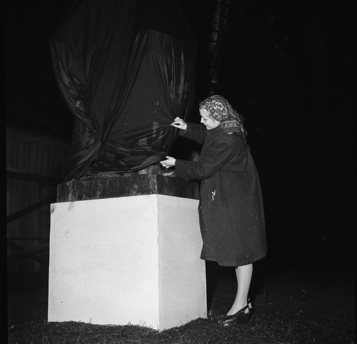 Inför avtäckningen av statyn Såningsmannen, Östgöta nations 300-årsjubileum, Uppsala 1946