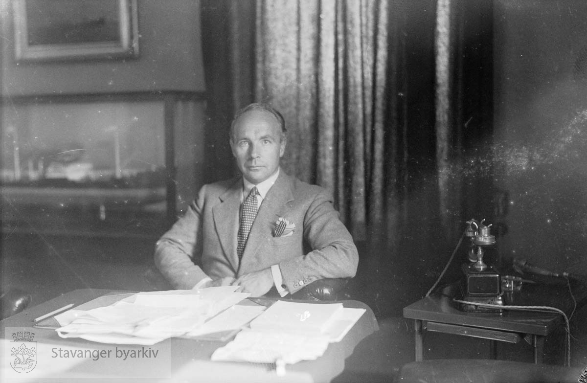 Sigval Bergesen D.Y. på sitt kontor.