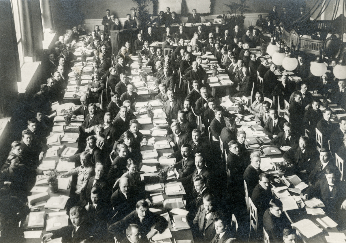Norsk Arbeiderparti sitt landsmøte i Kristiania i 1911. 