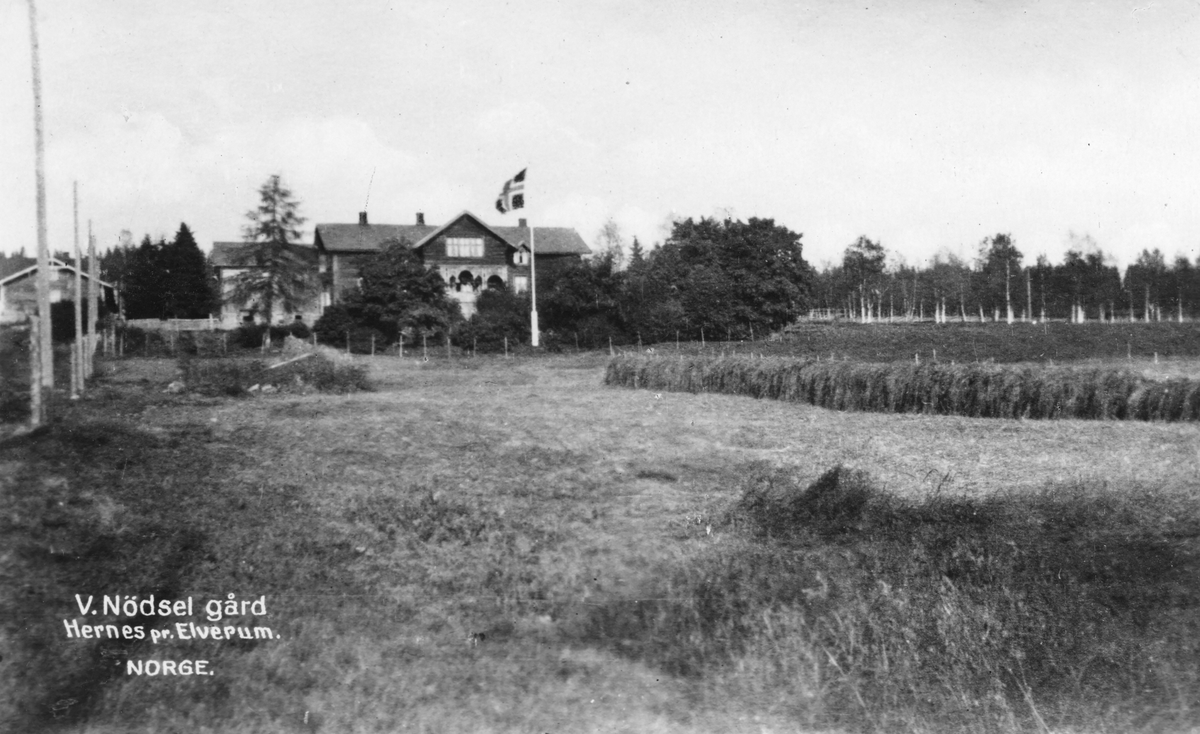 V. Nødsel gård 1930,Hernes.Postkort.