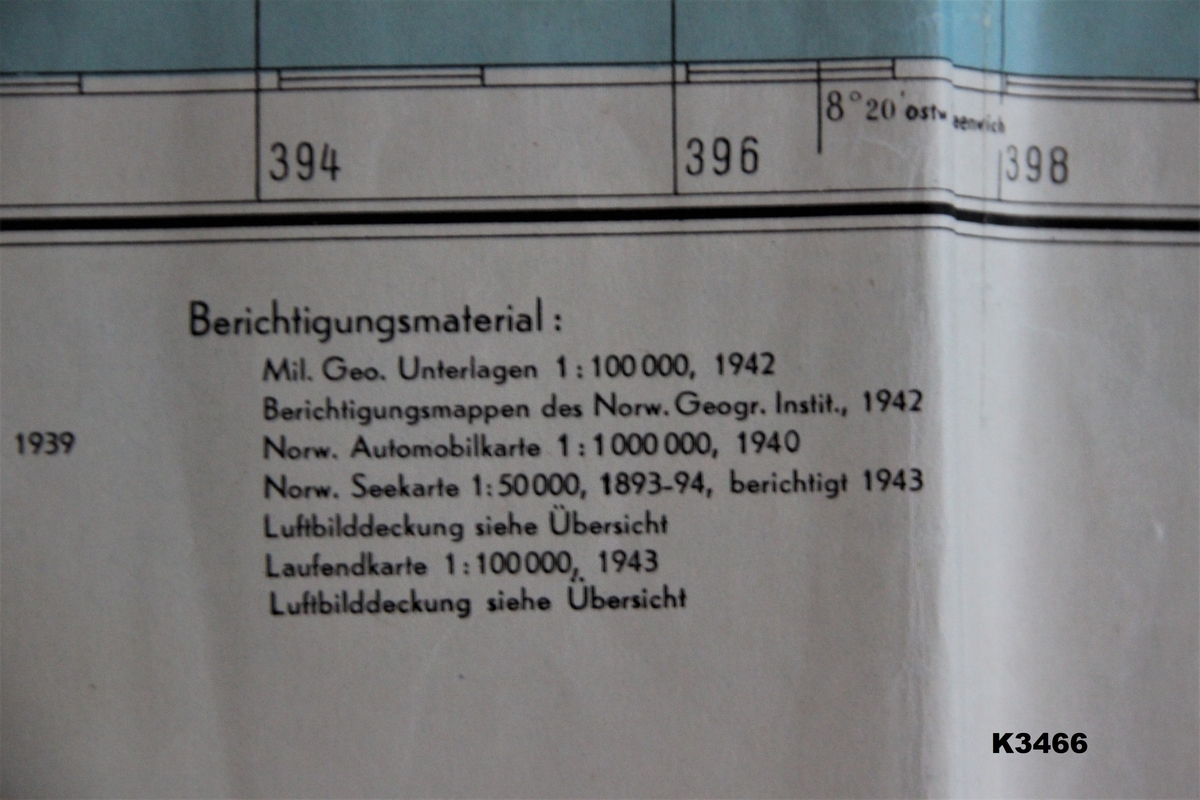 Tysk kart over Lillesand. Gulhvit og blå farge, sort skrift.