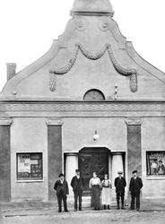 Borge Kinematograf, Sellebakk i Borge ca 1915. Skiftet seine