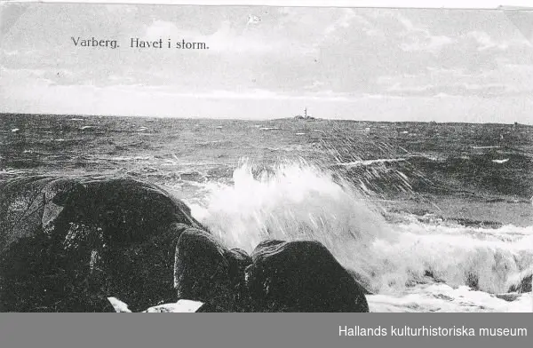 Vykort, "Varberg. Havet i storm."