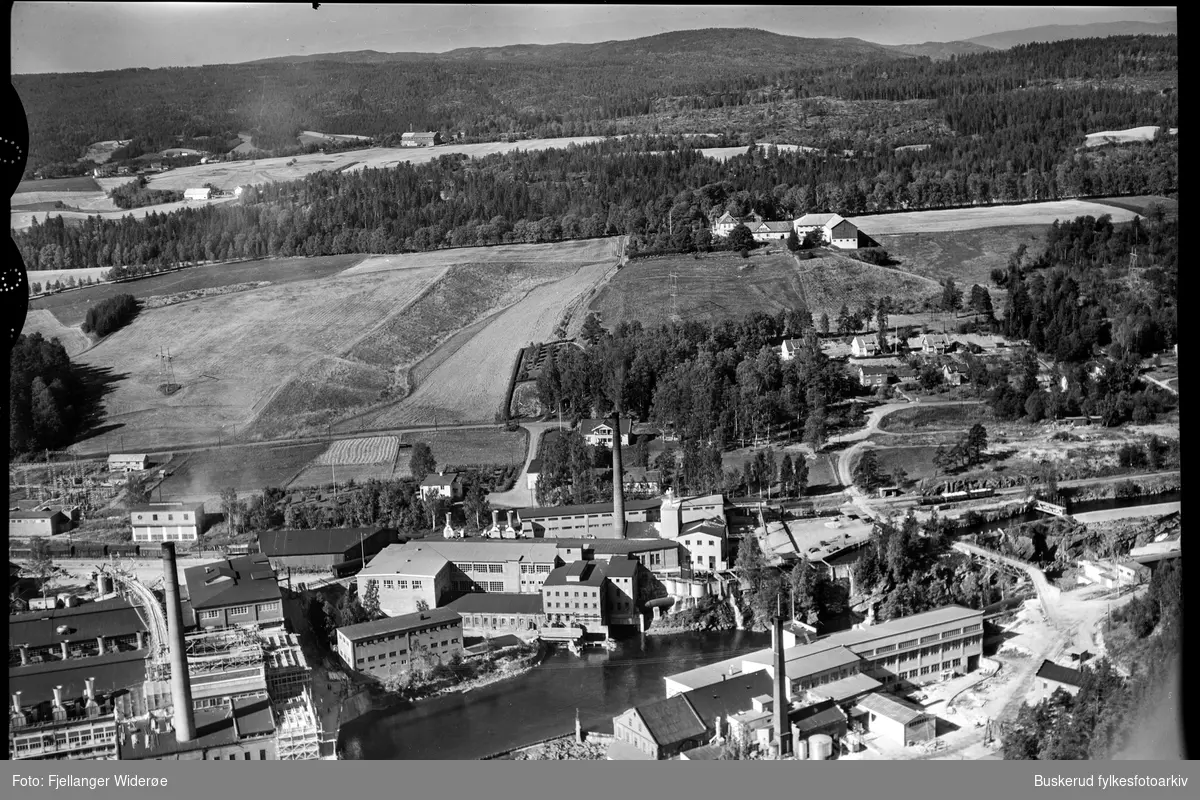 1959
Follum fabrikker
Hofsfossveien
Follum gård
