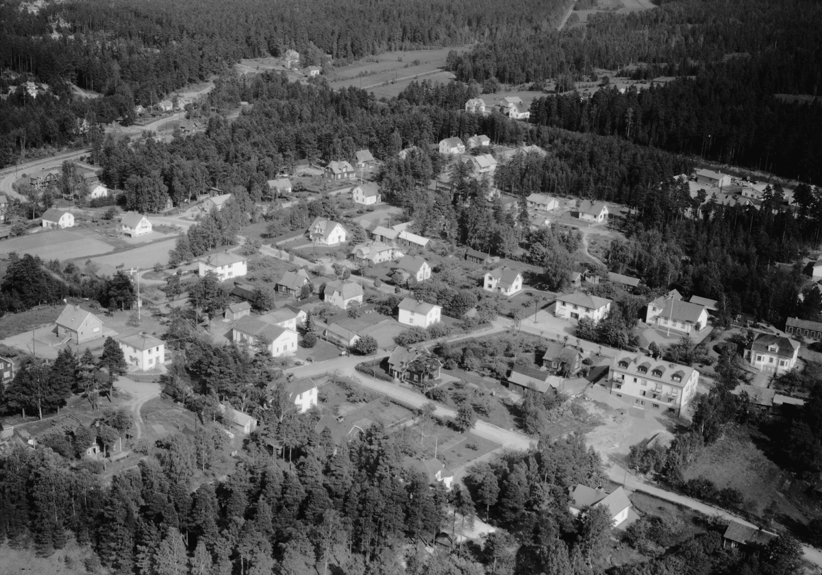 Flygfoto över Kvillsfors i Vetlanda Kommun, Jönköpings län. Nr: 1017/1961