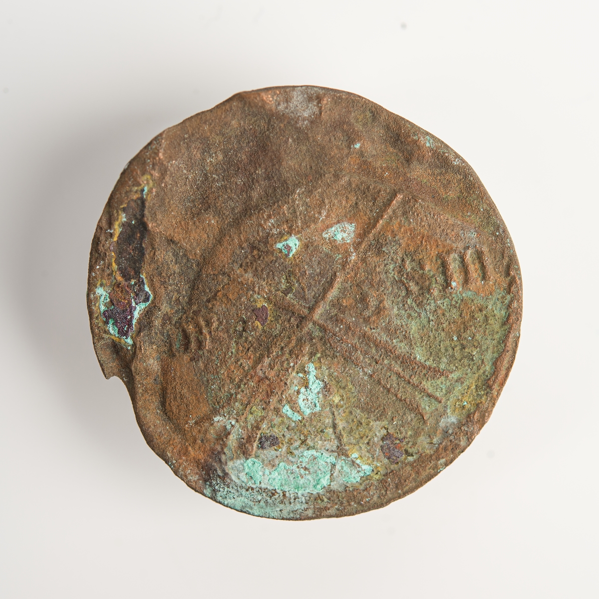 Avesta, 1 öre SM. Oläsligt årtal. Myntet präglades mellan 1669 och 1686.