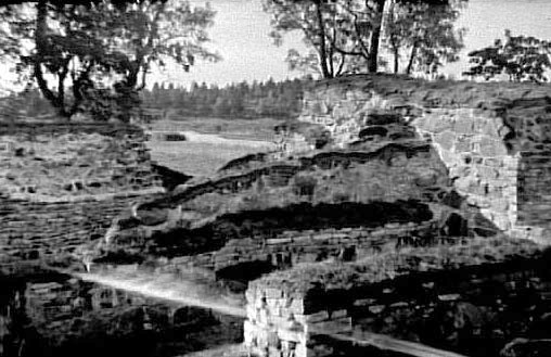 Ruiner vid Lindholmen.