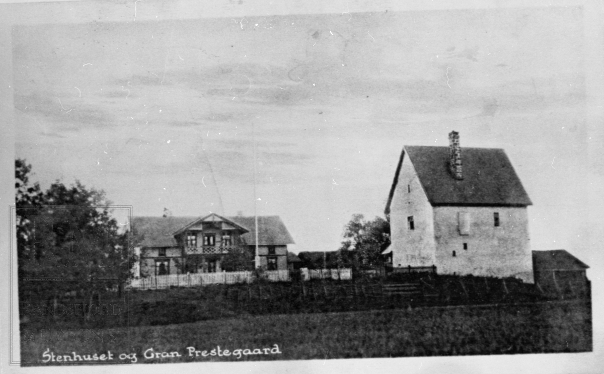 Gran prestegård og Steinhuset på Granavollen.