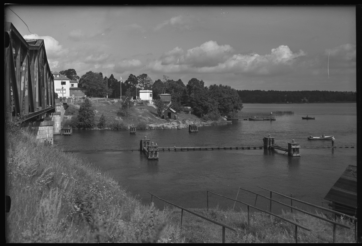 Kvicksundsbron, Rytterne, Västerås