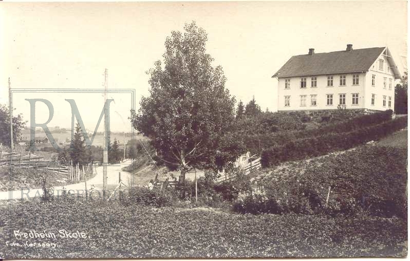 Fredheim skole i Tingelstad, Gran