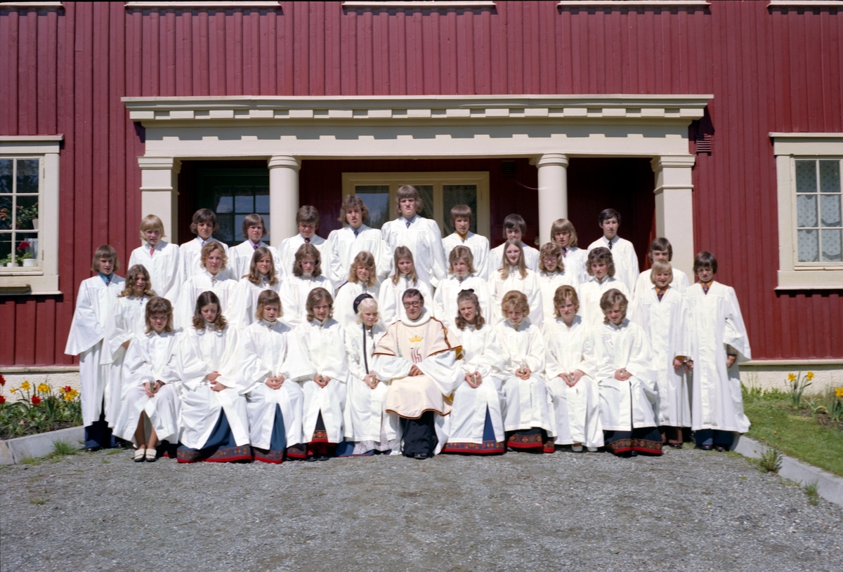 Konfirmasjon, Løkken kirke (Kapell) 1973.