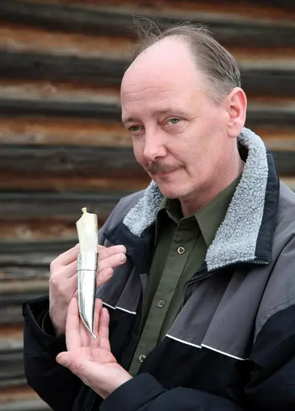Knife maker Olav Tollefsen Stålenblad