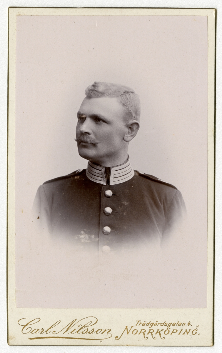Porträtt av Axel Herman Jaeger, fanjunkare vid Första livgrenadjärregementet I 4.
