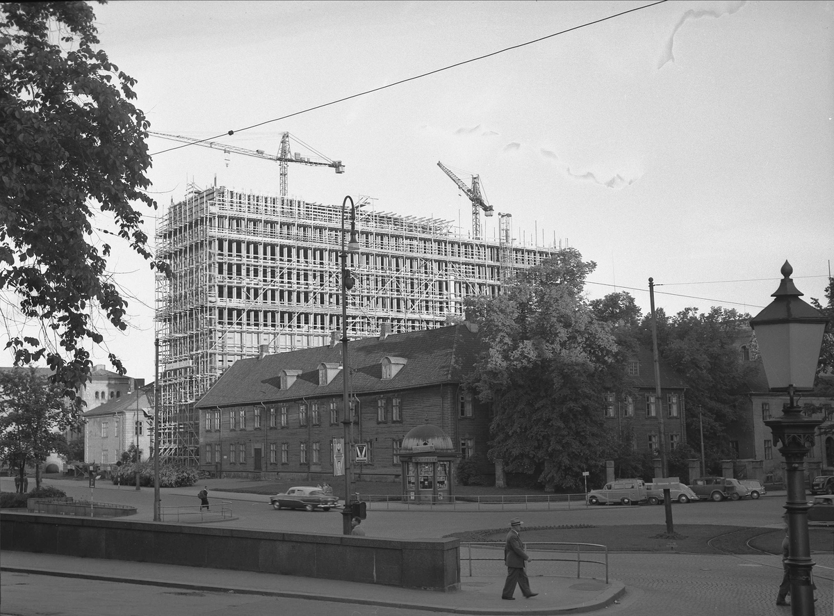 Akersgata 42, Oslo. Regjeringsbygningen og Empirekvartalet.