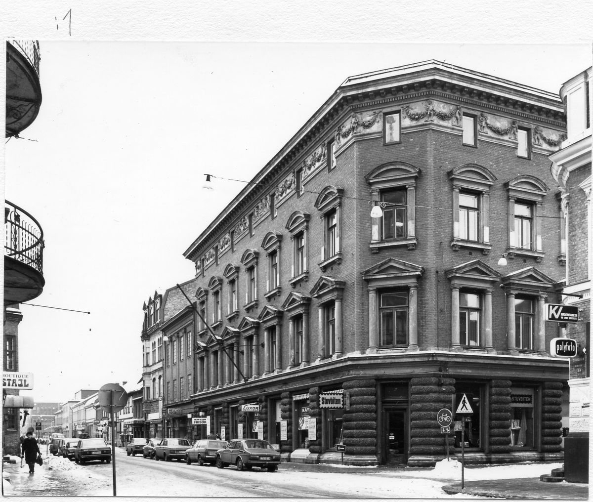 Halmstad, Storgatan 31. Kv Drottning Kristina. Halmstads första bankpalats, Hallands Enskilda Bank, uppfört år 1883 i nyrenässans.