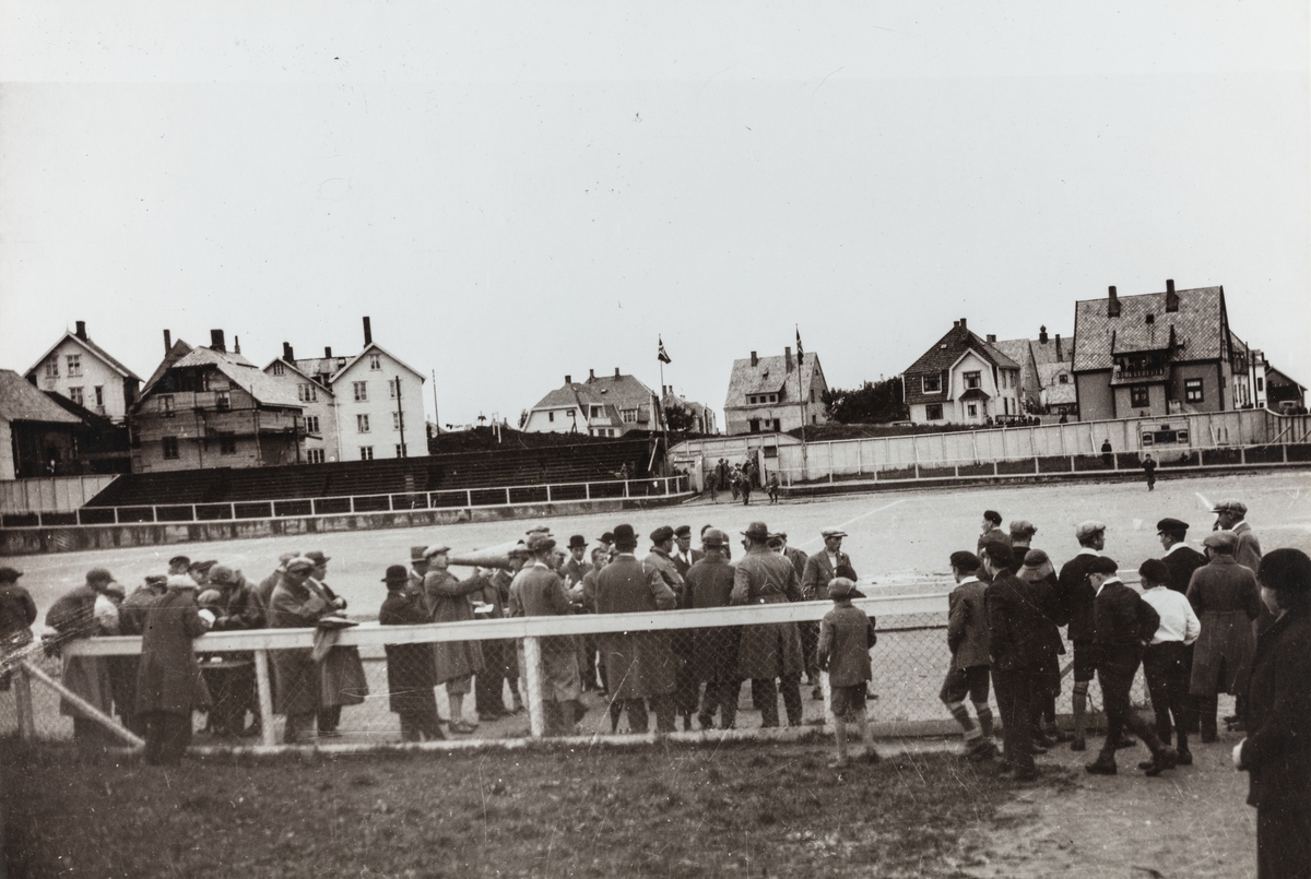 Parti fra Sørhaug sett mot vest, ca. 1939.