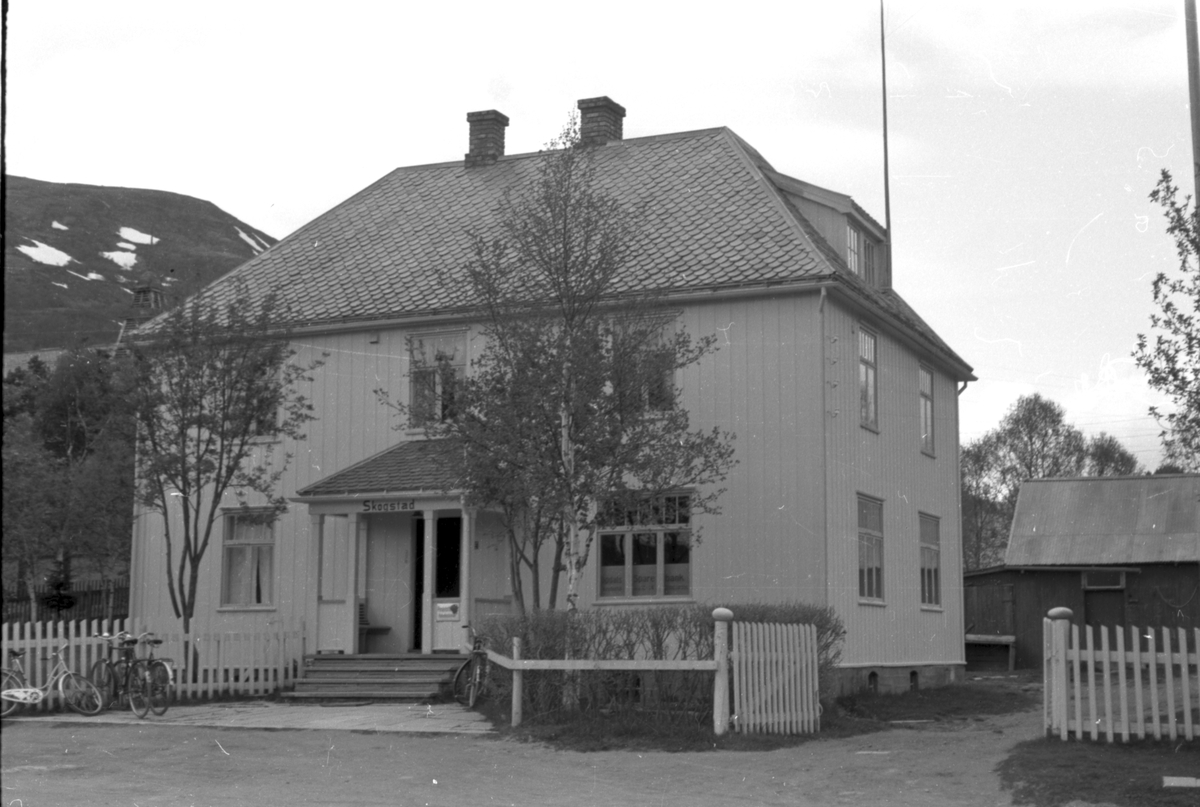 Skogstad. Lokale for Opdals Sparebank