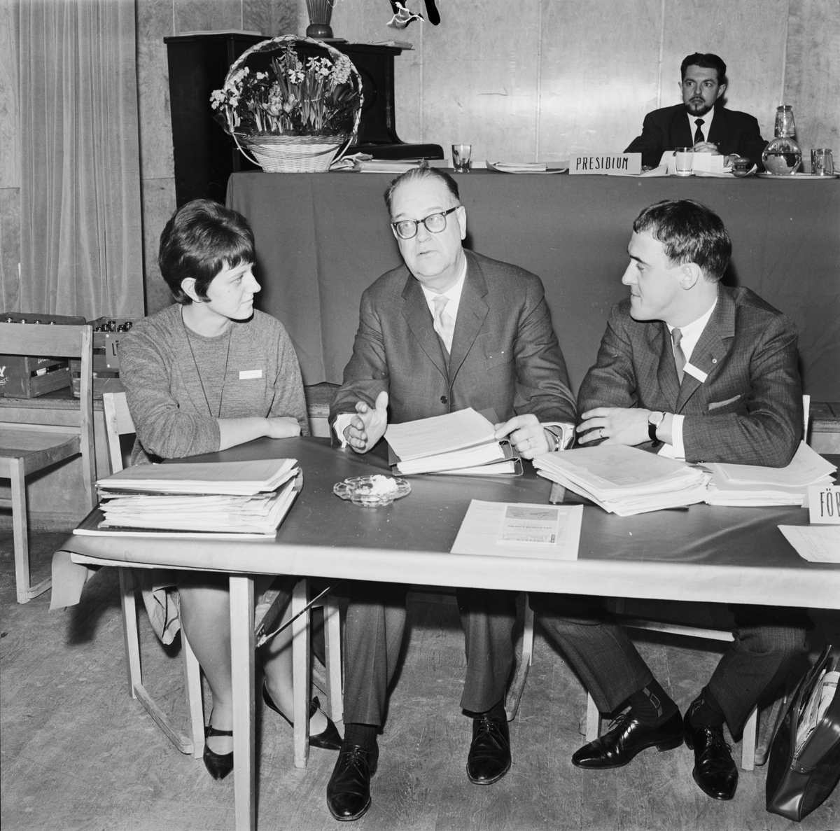Socialdemokratiska studentförbundet - "tredagarsförhandlingarnas främste talare, Tage Erlander", Uppsala 1963