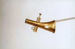 Postmuseet, gjenstander, posthorn, lite horn, mangler munnst