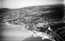 Flyfoto, mot Nordre Ål og Ålsbygda, med Lillehammer by og Vi