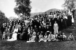 Bryllupet til Karina og Henry Gyldenås på Øra 7.juli.1934.