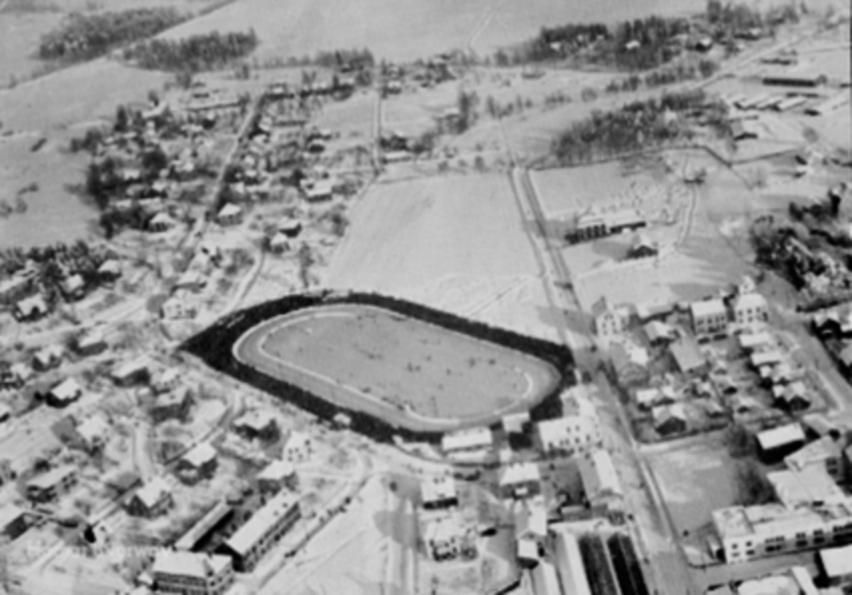 Postkort, flyfoto, Hamar stadion, skøyteløp, europamesterskapet i 1948, EM 1948, 

