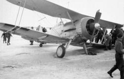 Fly nødlandet under krigen på mjøsisen, 9. april 1940, mye f