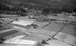 FLYFOTO UKJENT GARD I LØTEN.