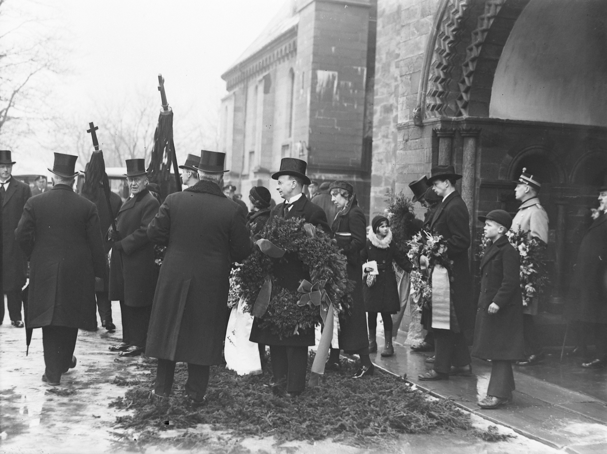 Begravelsen til Halfdan Bryn i Nidarosdomen
